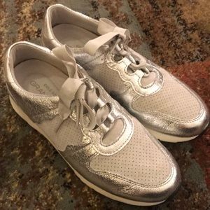 Silver Sneakers COLE HAAN